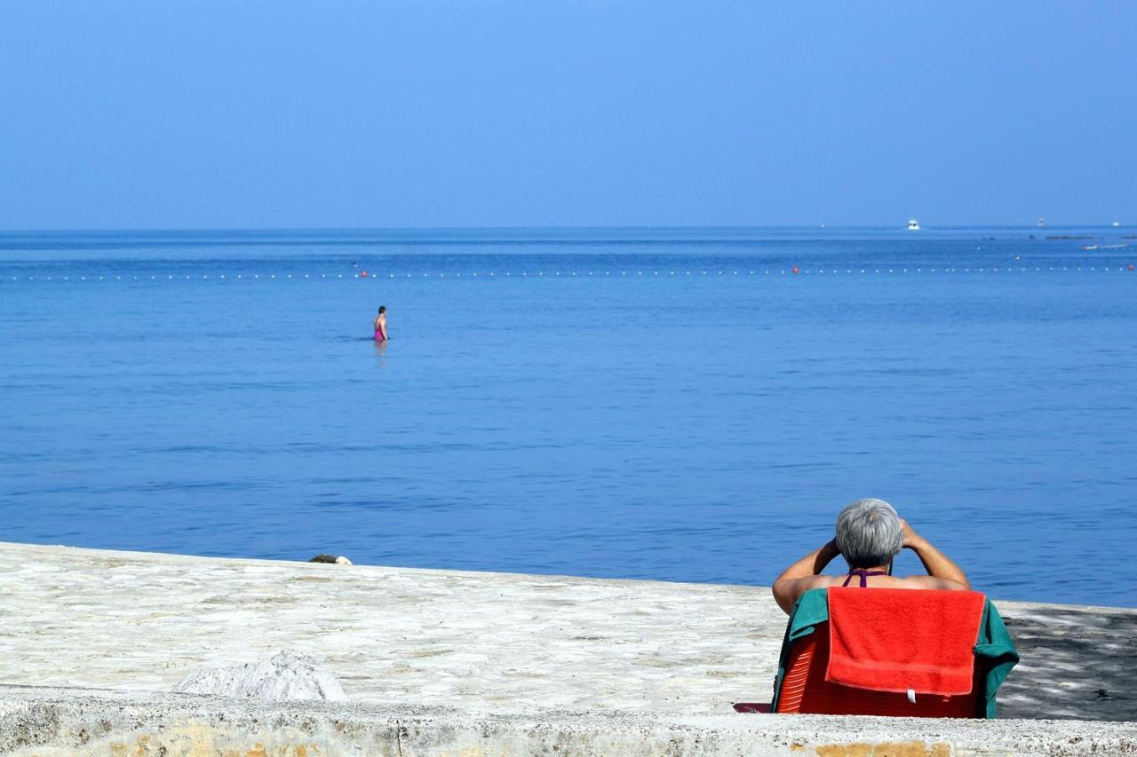 Apartments With A Parking Space Umag - 7110 ภายนอก รูปภาพ