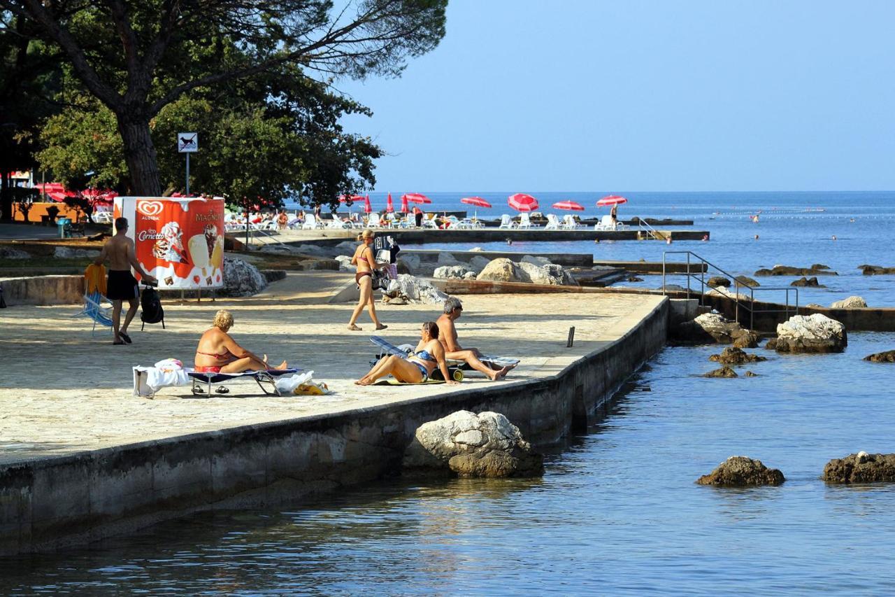 Apartments With A Parking Space Umag - 7110 ภายนอก รูปภาพ